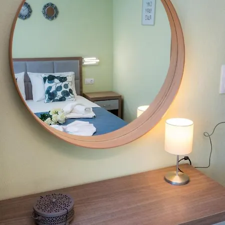 Koula 2 - Korina شقة بوتوس